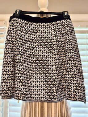 Michael Kors Skirt, XL with MK Logo